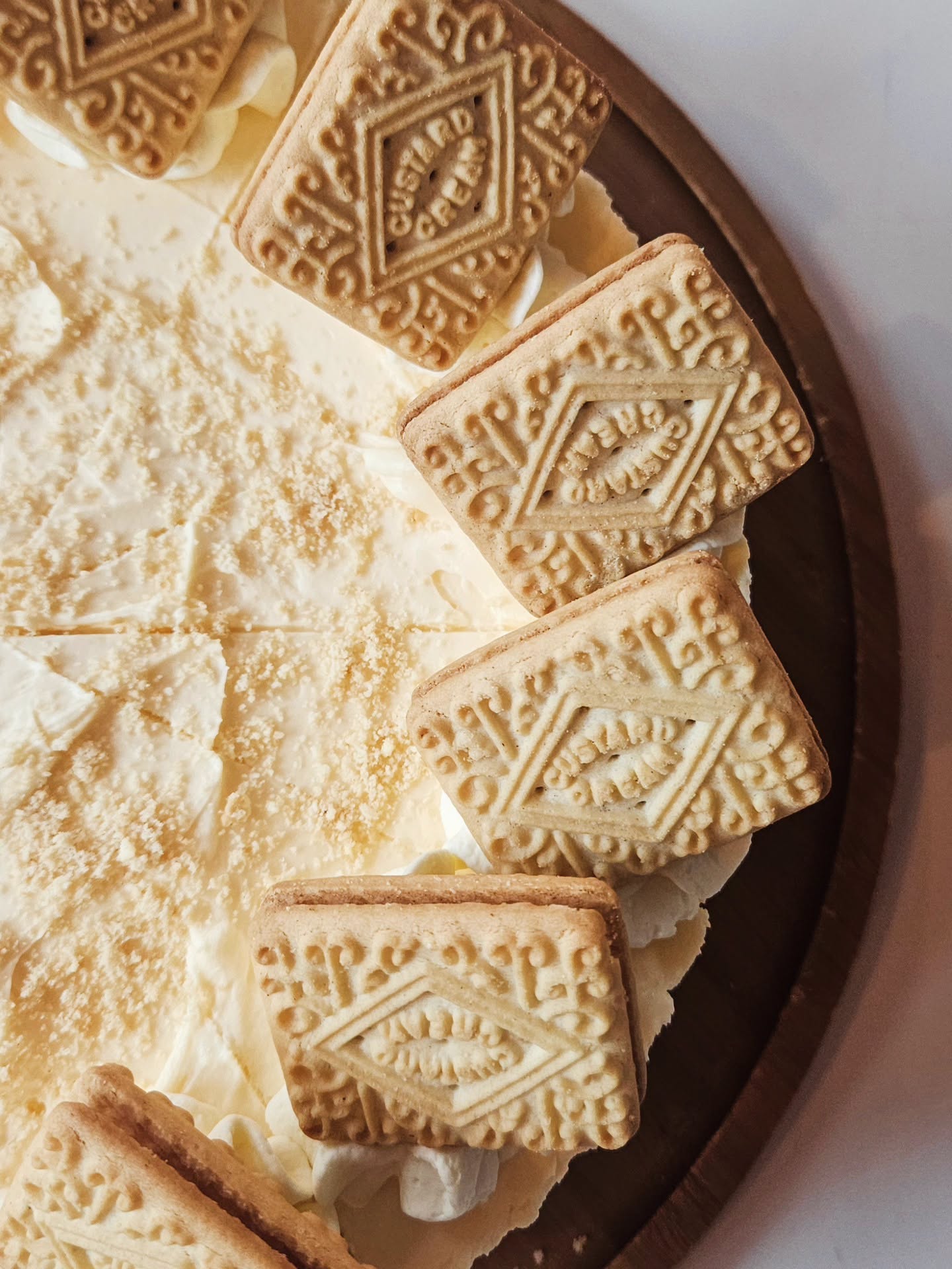 Custard Cream Cheesecake